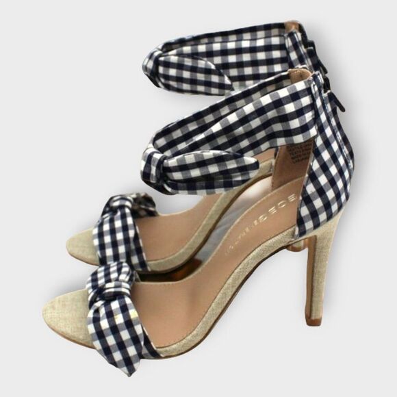 Bcbgeneration Multi Sandals - Picture 5 of 8